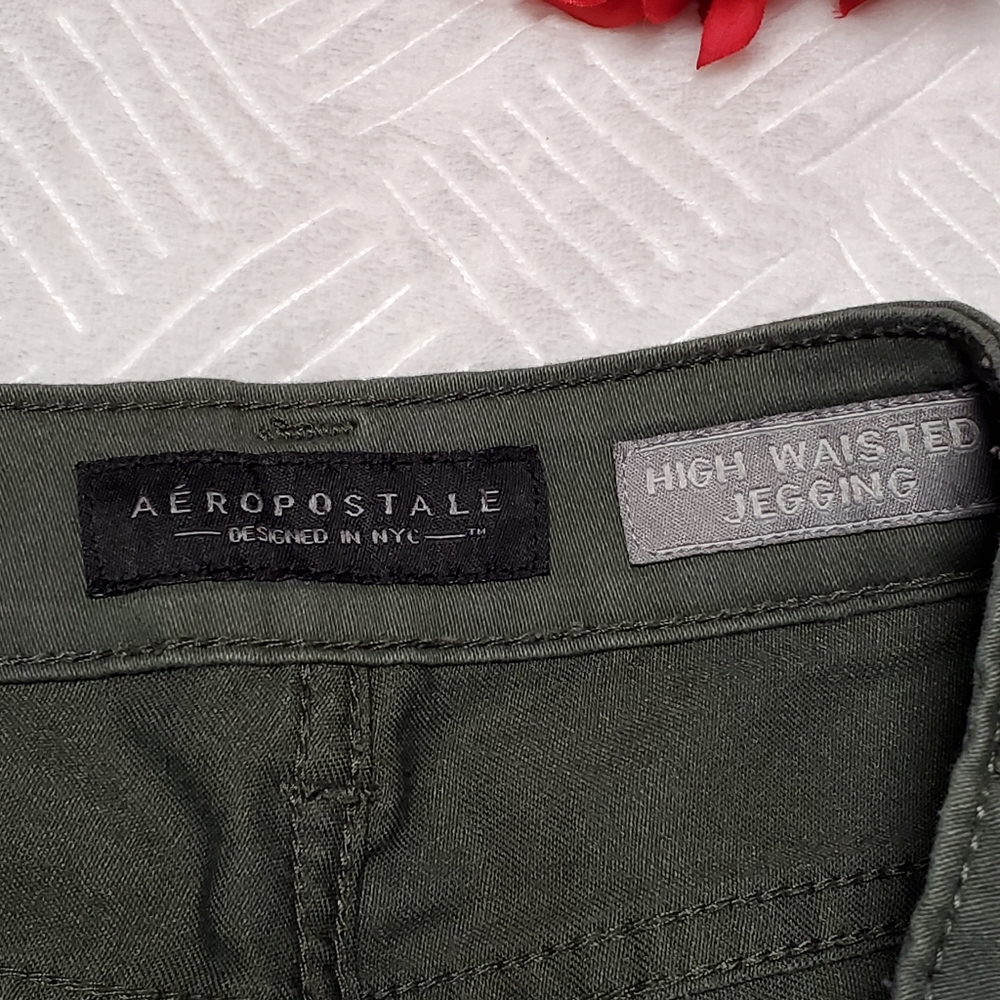 Aeropostale Olive High Waisted Jennings